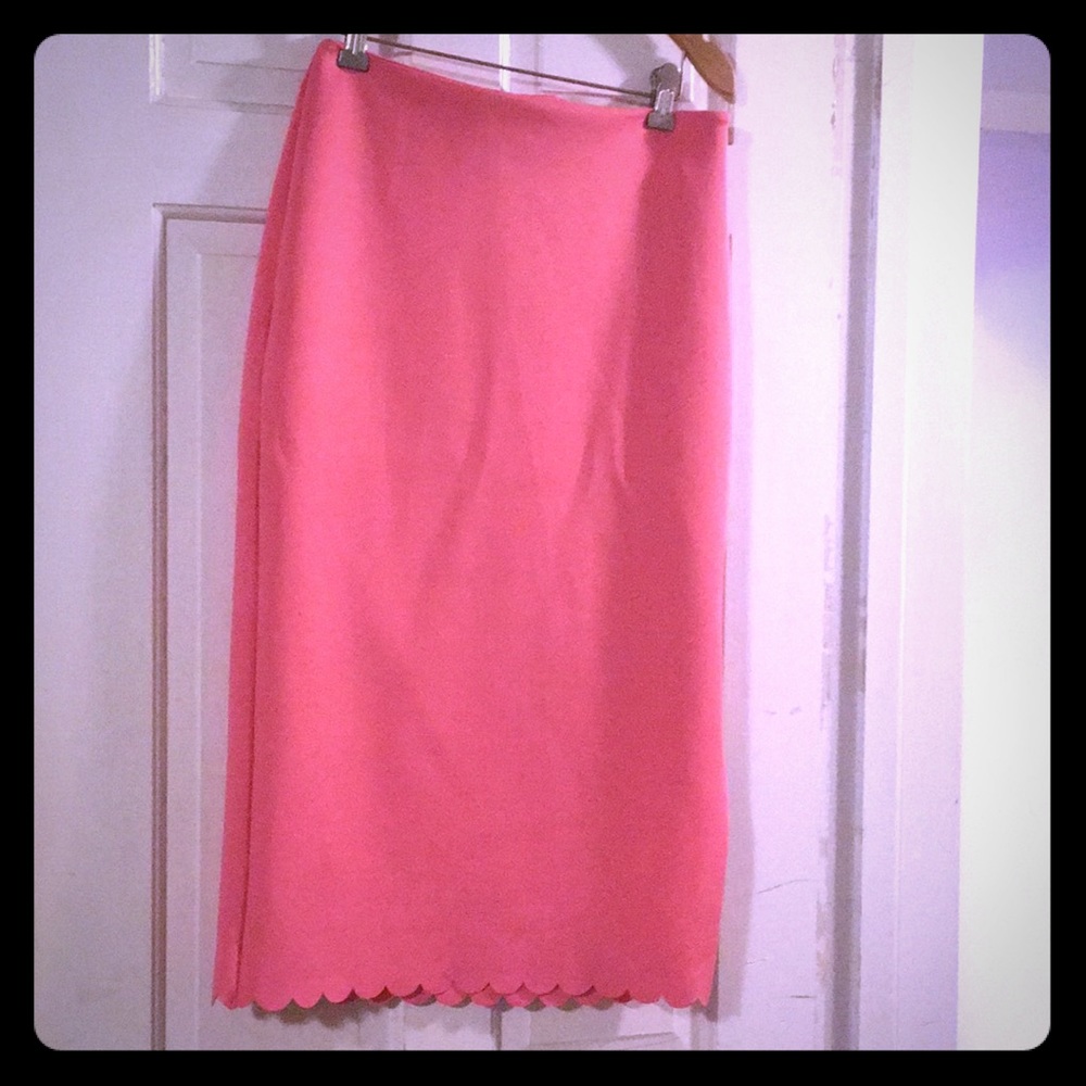 Worthington Pink Scalloped Slit Midi Skirt.